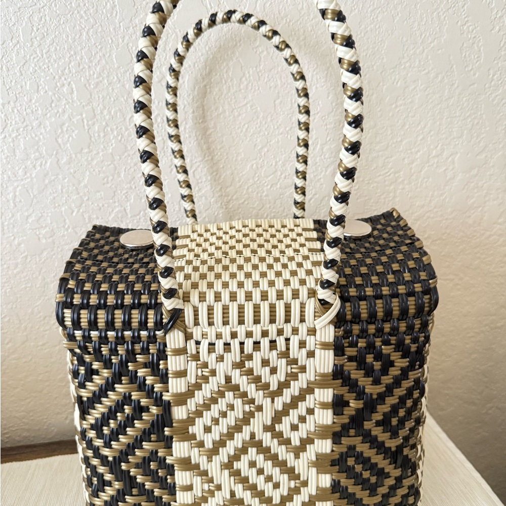 Elegant Black, Gold and Cream plastic handwoven Handbag